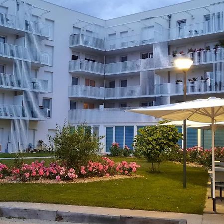 Aparthotel Domitys Les Pagelles à Toulouse Extérieur photo