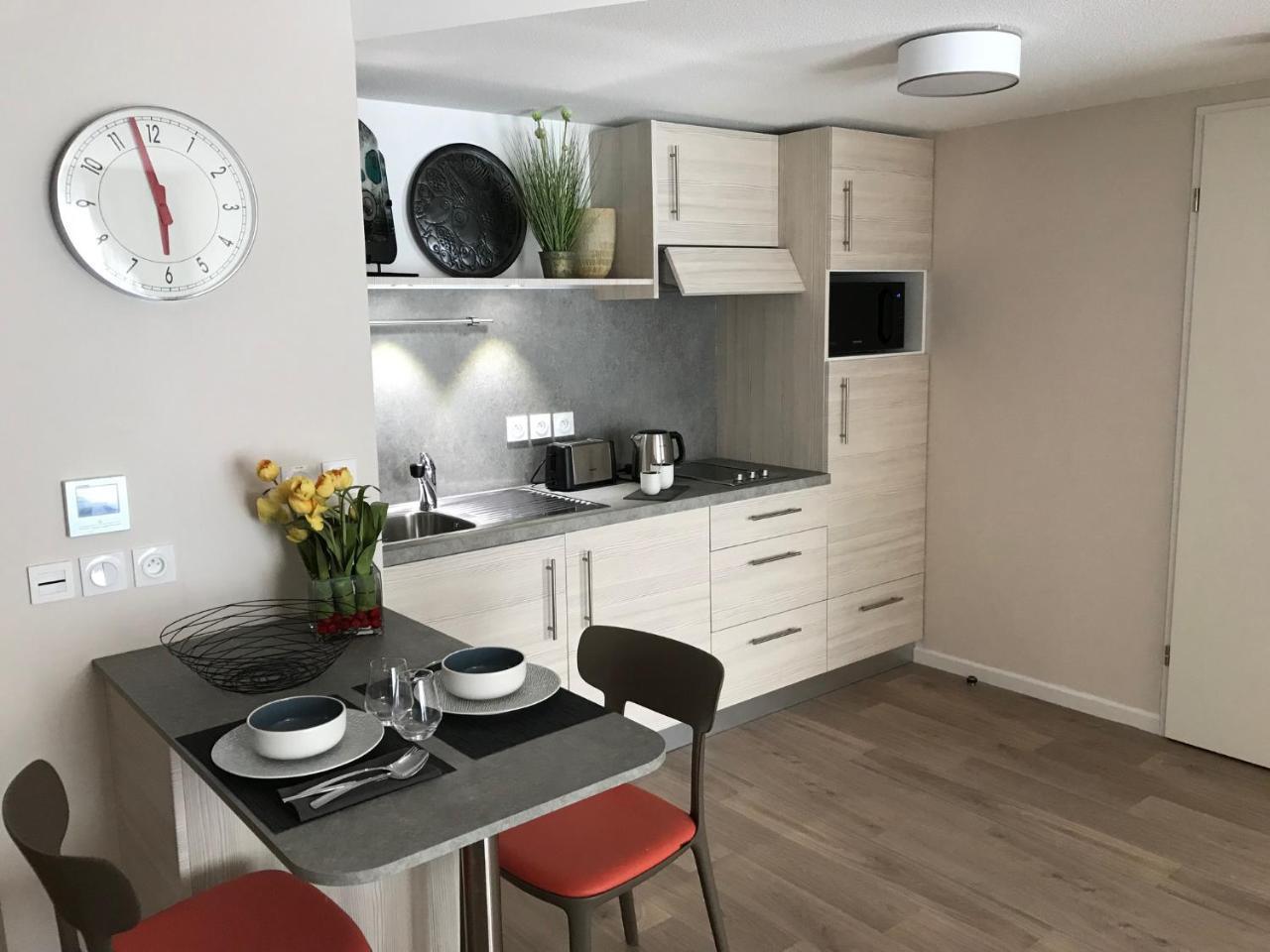 Aparthotel Domitys Les Pagelles à Toulouse Extérieur photo